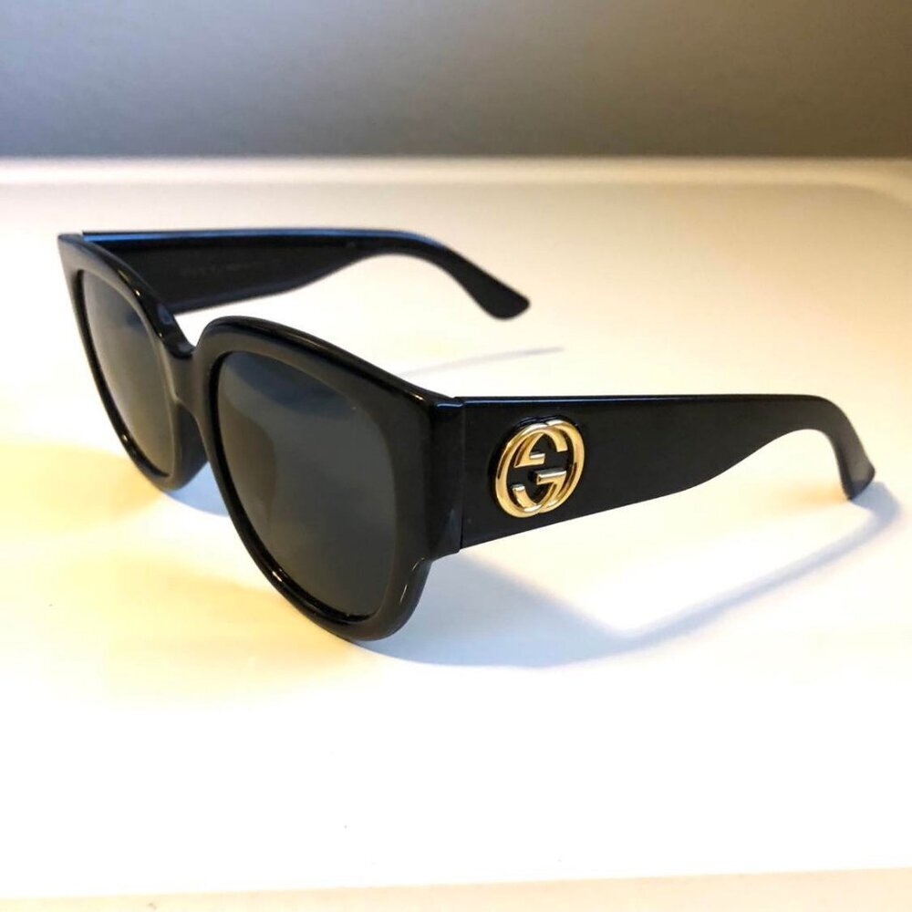 NWT GUCCI Sunglasses GG0142SA Black Square Frame Gold G Logo + Case MSRP $550 - Picture 3 of 14